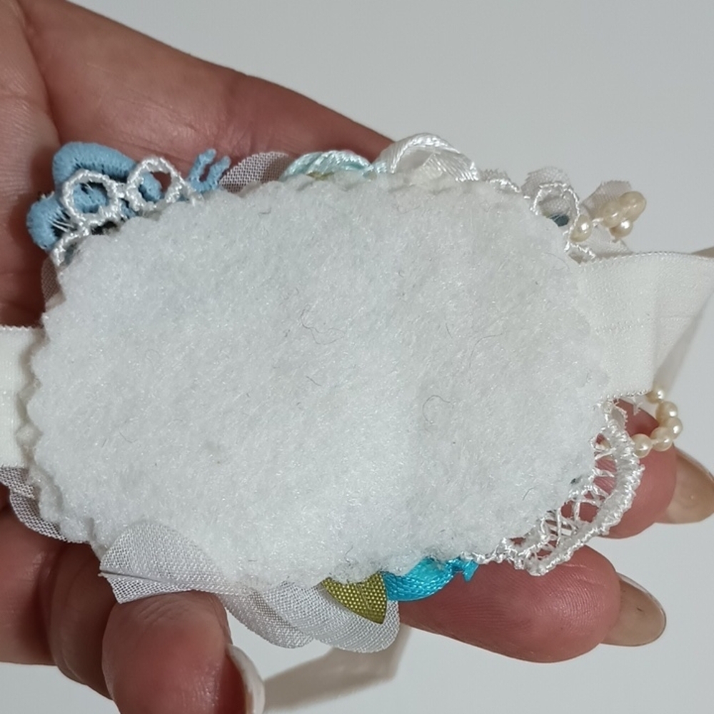 Floral Baby Headband- Cream and White (2)✨🎀 - Picture 7 of 7